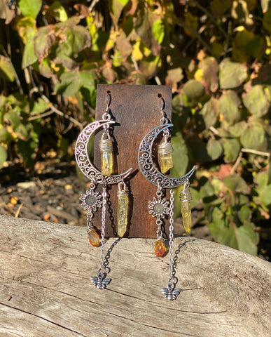 “Queen Bee’s Jewel” Moon Earrings